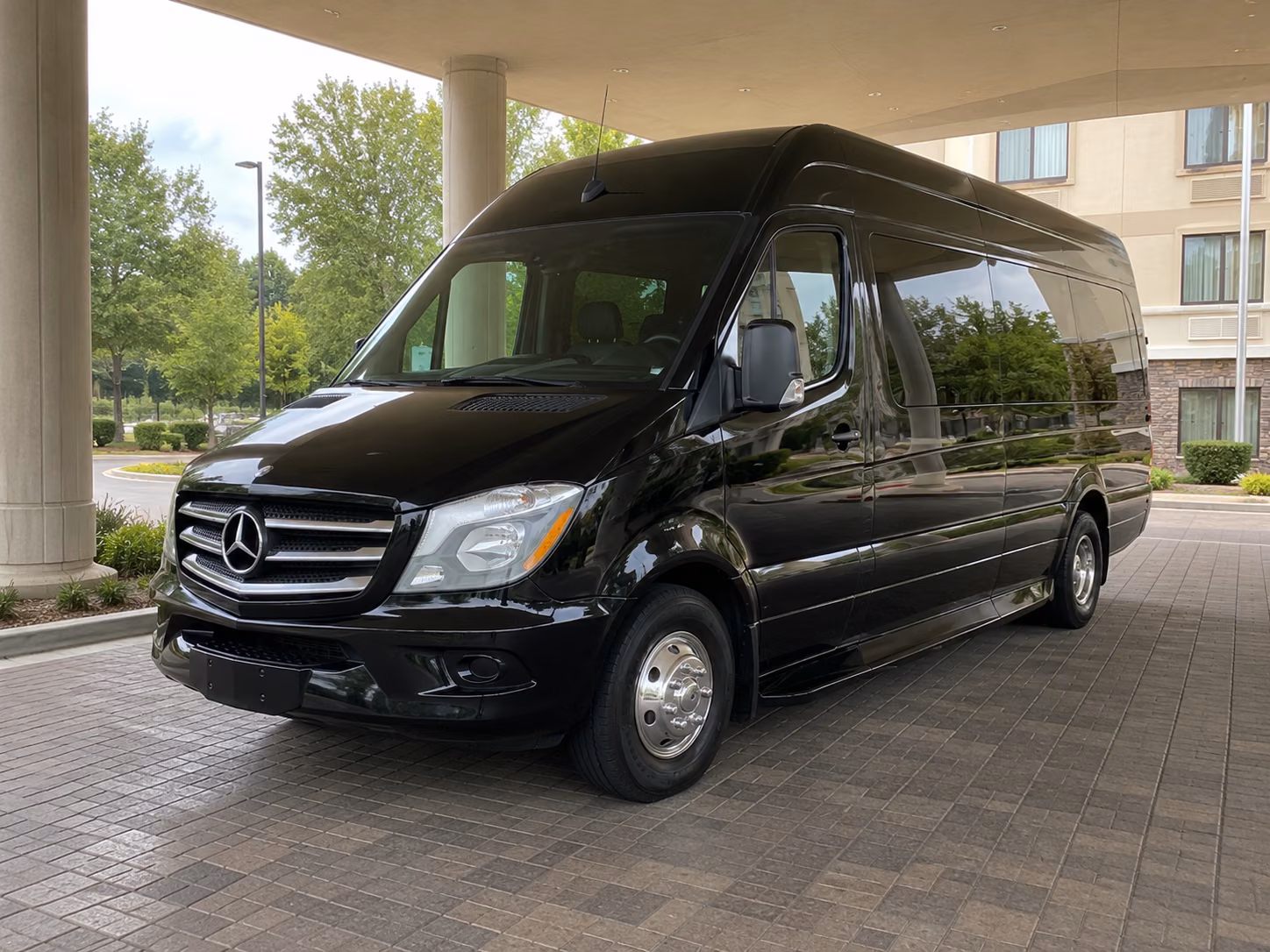 richmond airport transportation