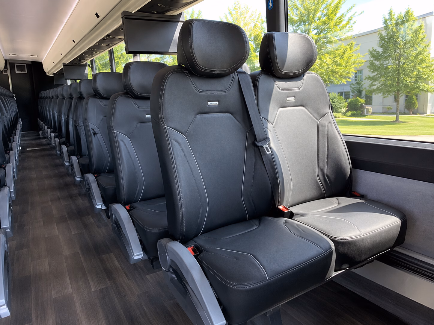waterfront wedding shuttles from richmond s hotel corridor to your venue